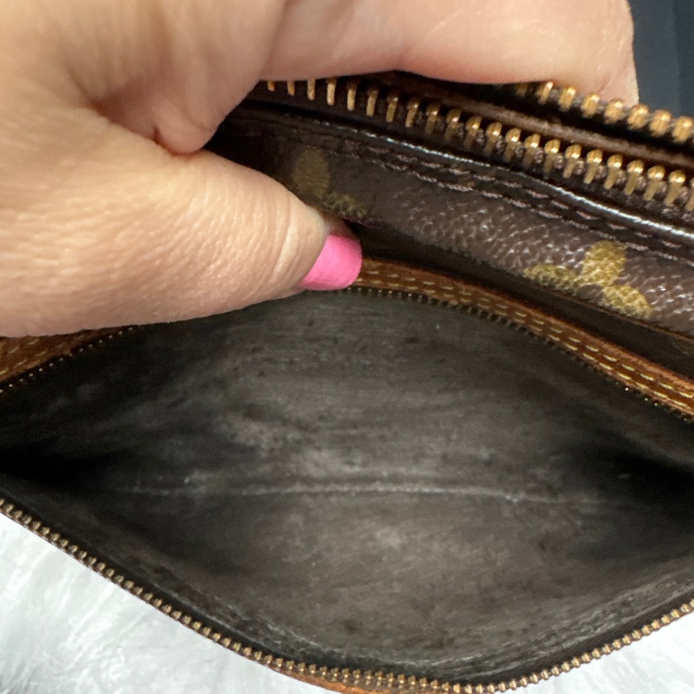 Louis Vuitton Vintage Marly Dragonne GM Clutch Bag Monogram Brown CanvasWristlet - Picture 6 of 16